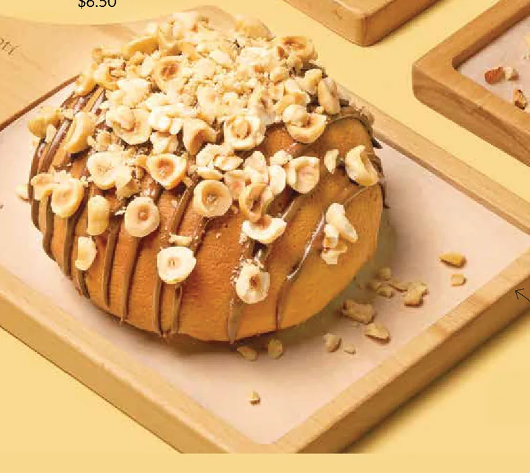 Bun with Hazelnut