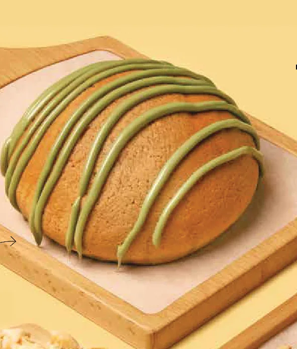 Bun with Pistachio