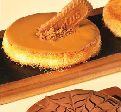 Konafa with Lotus Cream